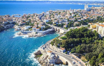 La corniche