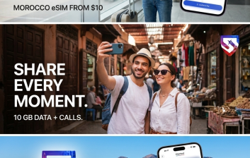 Two travellers navigating the Fes medina with a phone map